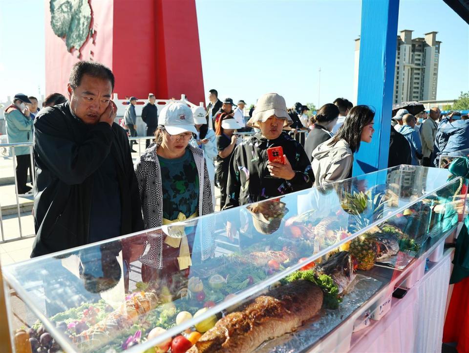 超大号铁锅